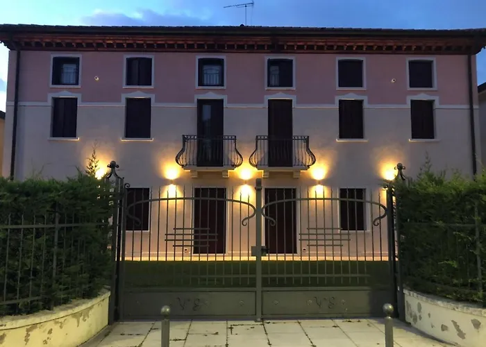 Villa Giotto Luxury Suite & Apartments