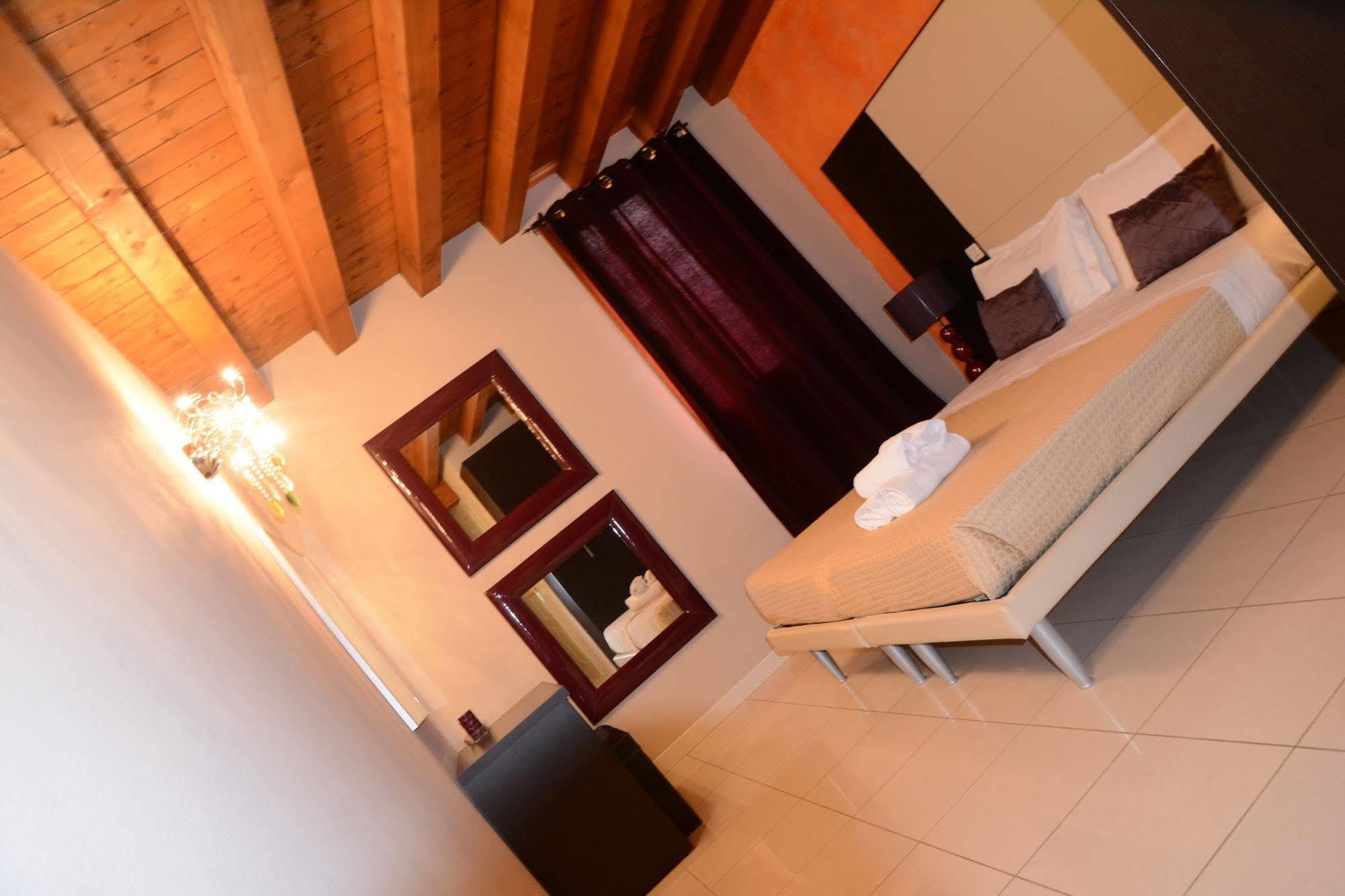 Giotto Luxury Suite&apartments Mestre