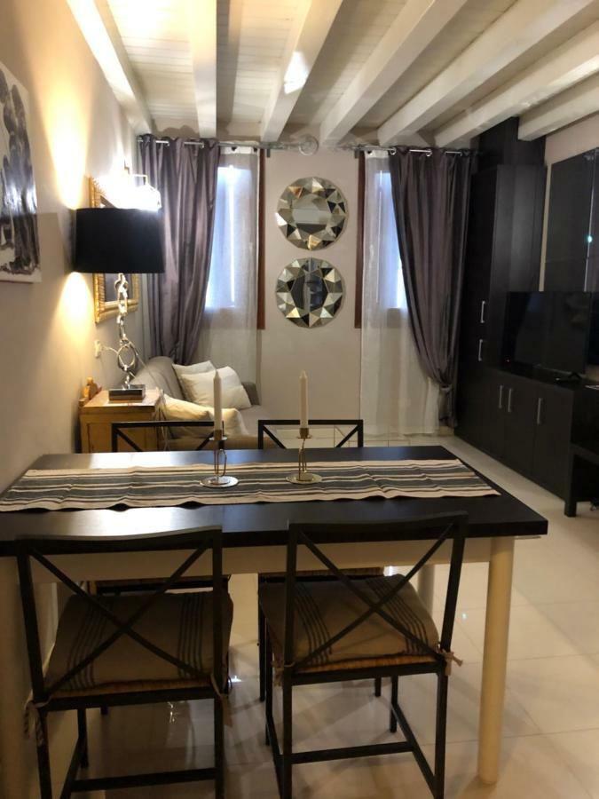 Giotto Luxury Suite&apartments Mestre